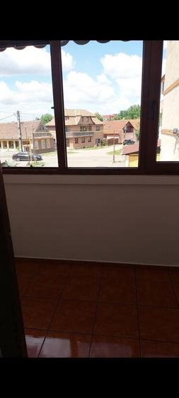 Apartament cu 2 camere în Bâlc