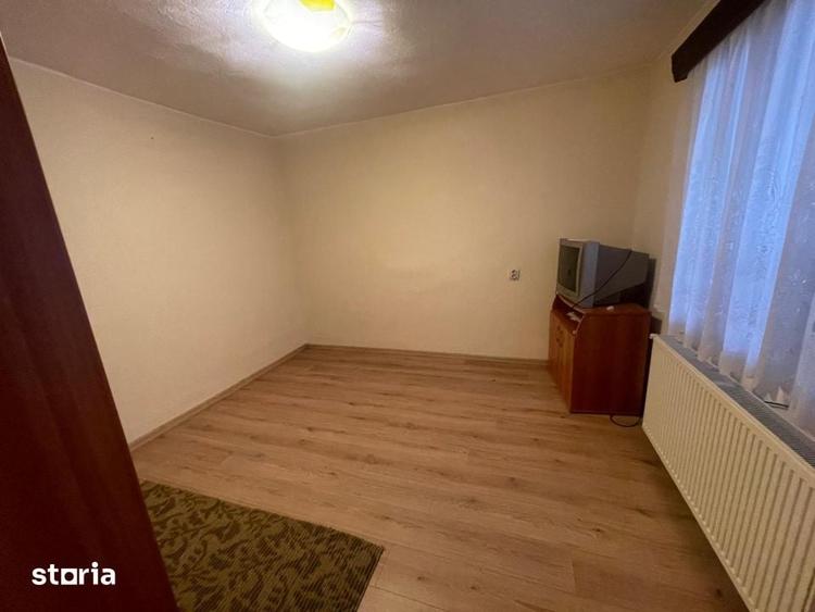 Casă cu 4 camere cu Teren 1000 Mp în Central