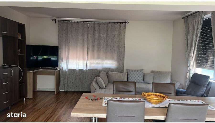 Casă cu 3 camere în Central