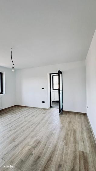 Casă cu 3 camere decomandat cu Teren 508 Mp în Sânmihaiu Român