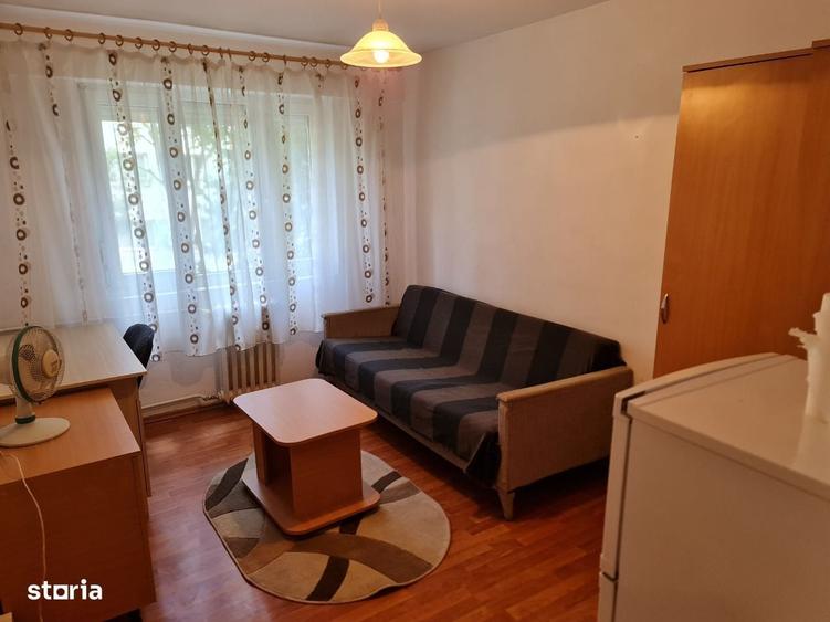 Inchiriez Garsoniera Zona Intim Podgoria Spitalul Judetean,Etaj 2. - 7