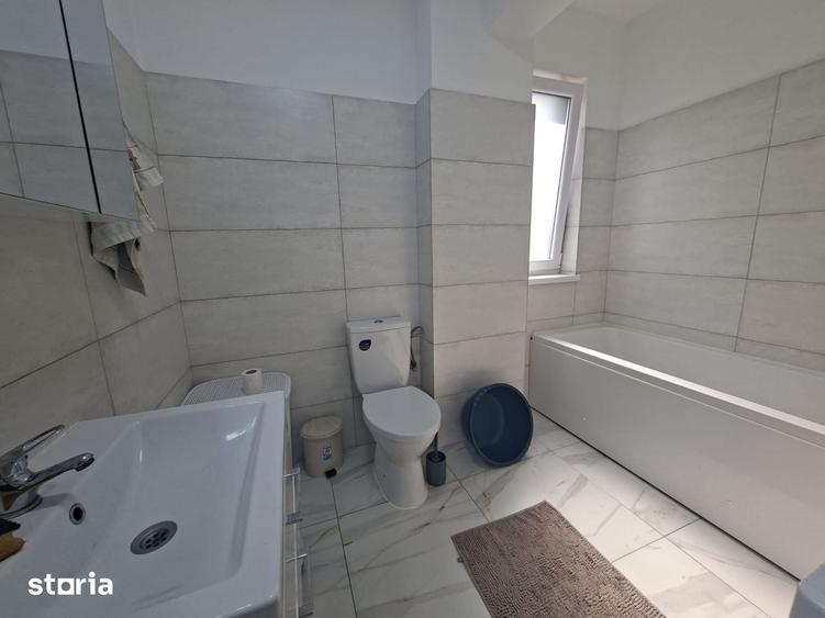 Apartament cu 2 camere decomandat în Miroslava