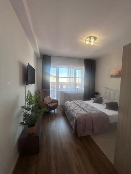Apartament cu 2 camere semidecomandat în Florești