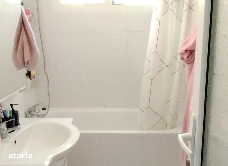 Apartament cu 2 camere în Podu Roș