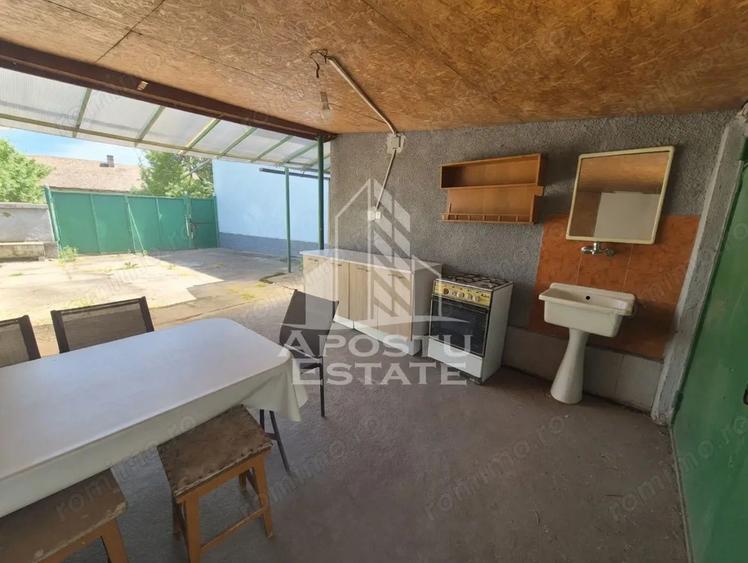 Casă cu 4 camere cu Teren 1450 Mp în Satchinez