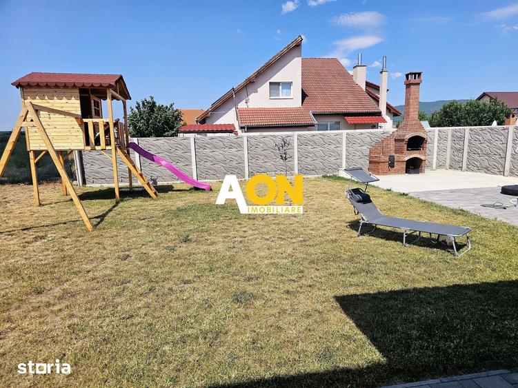 Casă cu 4 camere cu Teren 985 Mp în Partoș