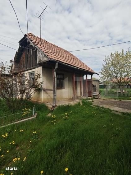 Casă cu 2 camere cu Teren 660 Mp în Mihai Viteazu