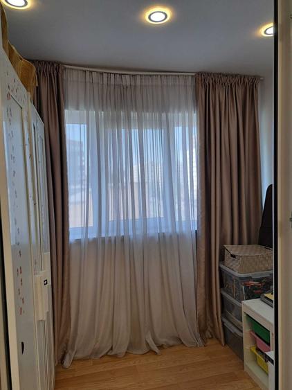 Apartament cu 4 camere decomandat în Pantelimon