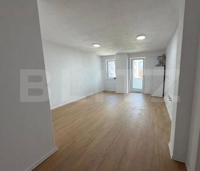 Apartament cu 2 camere decomandat în Ampoi 3