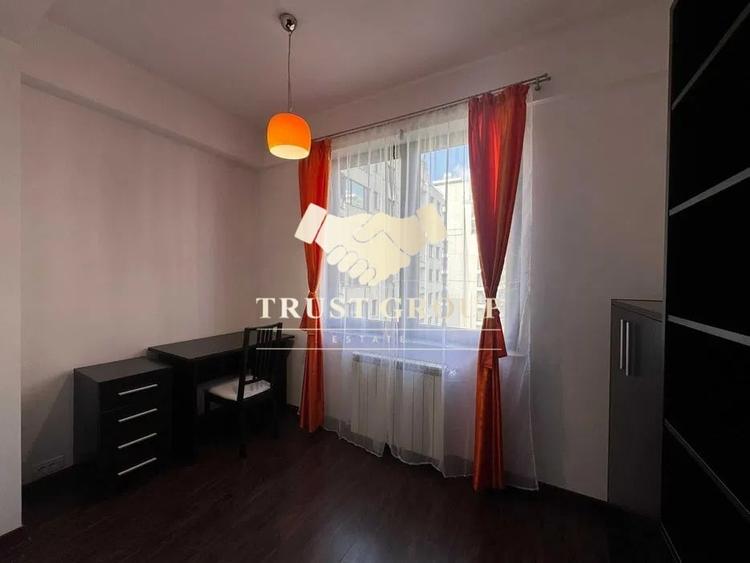 Apartament cu 3 camere decomandat în Herăstrău