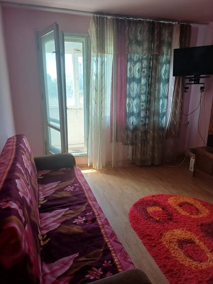 Apartament decomandat în Apusului