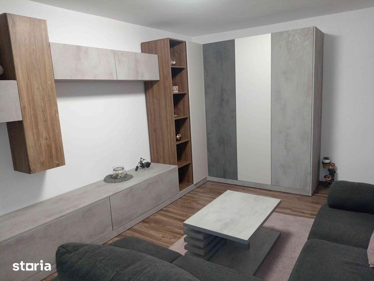 Apartament cu 2 camere decomandat în Coman