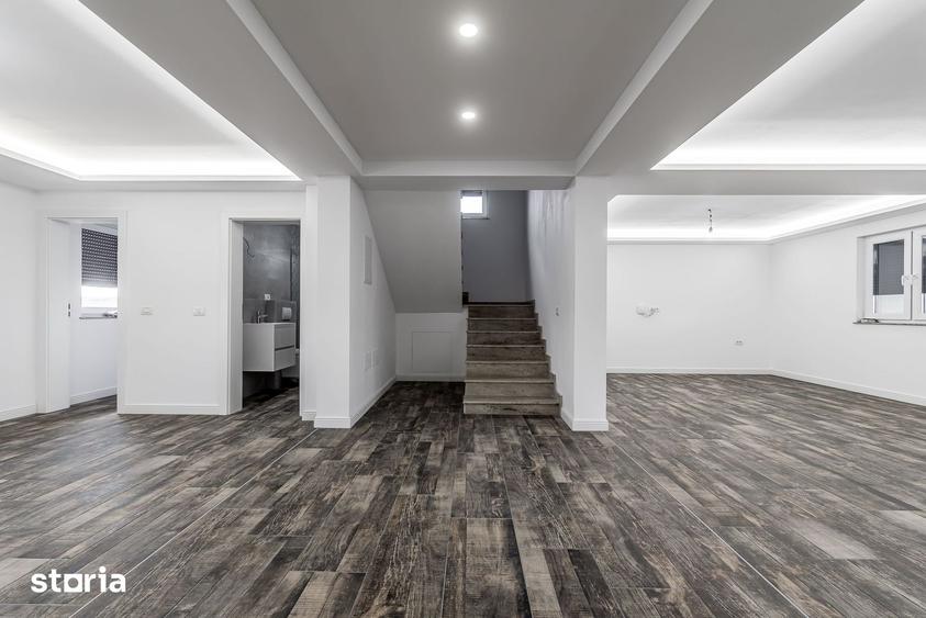 Casă cu 4 camere cu Teren 327 Mp în Dămienești