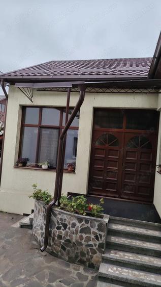 Casă cu 3 camere cu Teren 327 Mp în Central
