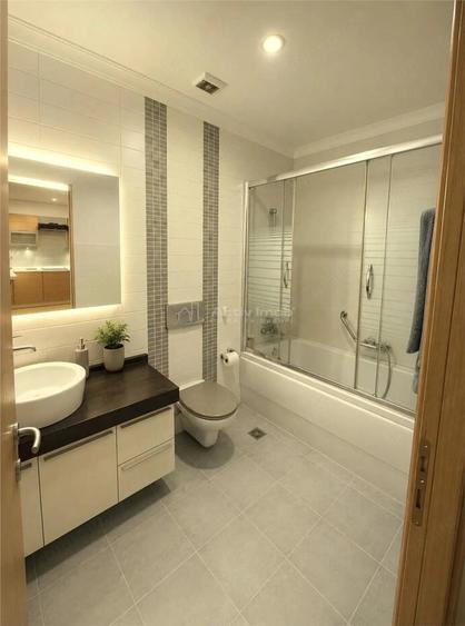Apartament cu 2 camere semidecomandat în Tei