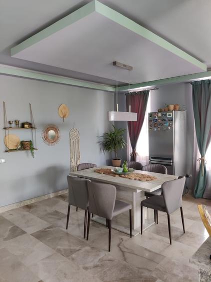Apartament cu 3 camere decomandat, mobilat în Europa