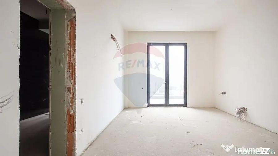 Apartament cu 3 camere decomandat în 15 Noiembrie