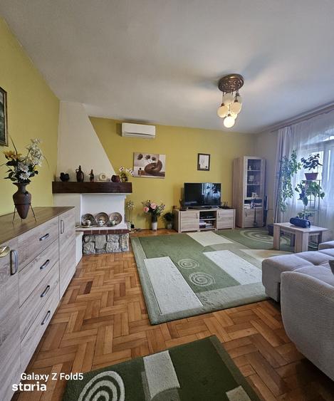 Casă cu 4 camere decomandat cu Teren 514 Mp în Iorga