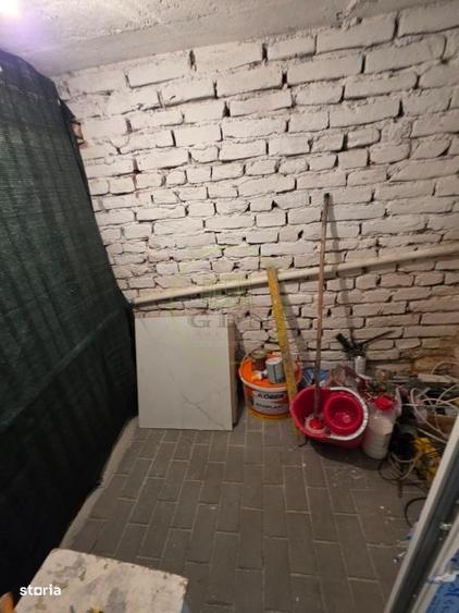 Casă cu 2 camere decomandat în Central
