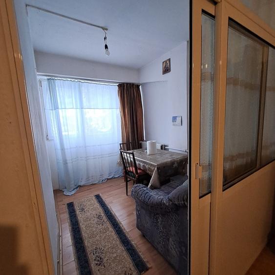 Garsonieră semidecomandată în Popoveni