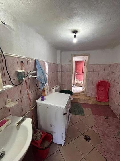 Casă cu 5 camere cu Teren 1300 Mp în Pucheni