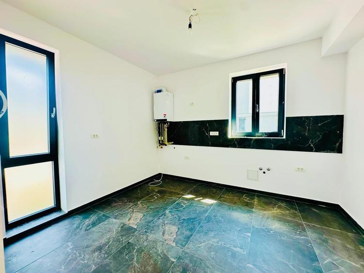 Duplex cu 5 camere cu Piscina în Otopeni