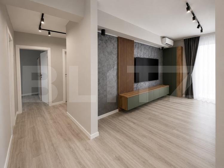 Apartament cu 3 camere semidecomandat, mobilat în Baciu