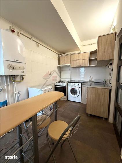 Apartament cu 2 camere în Baza 3