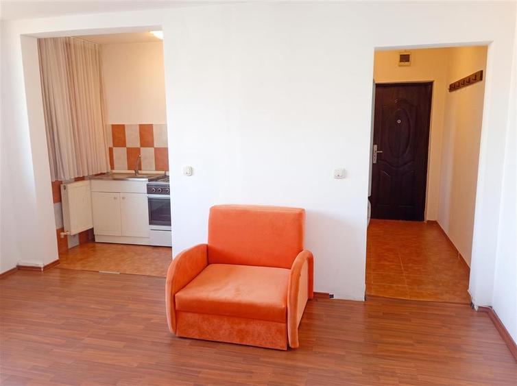 Apartament cu 2 camere nedecomandat în George Enescu