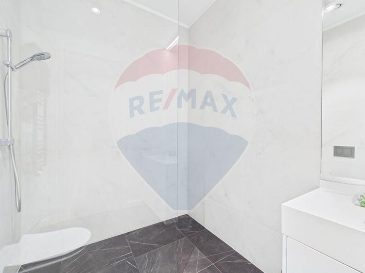 Apartament cu 4 camere decomandat, mobilat în Floreasca