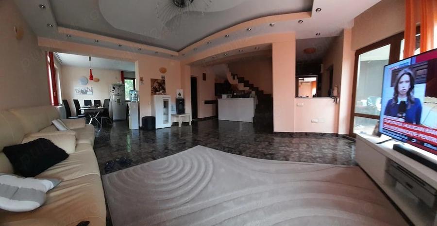 Casă cu Teren 240 Mp în Dobroești