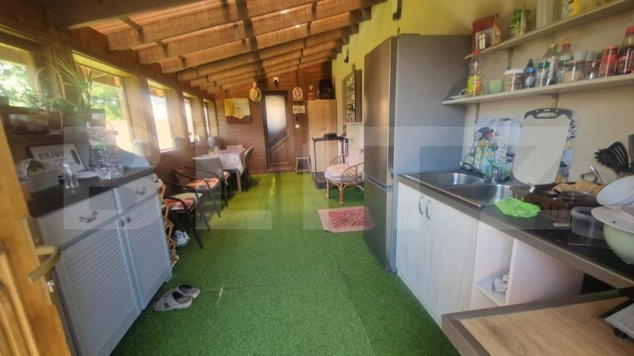 Casă individuală cu 5 camere cu Canalizare în Stupini