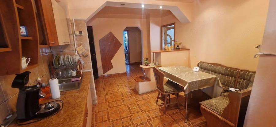 Apartament 3 camere, 77 mp, zona Pelendava - 4