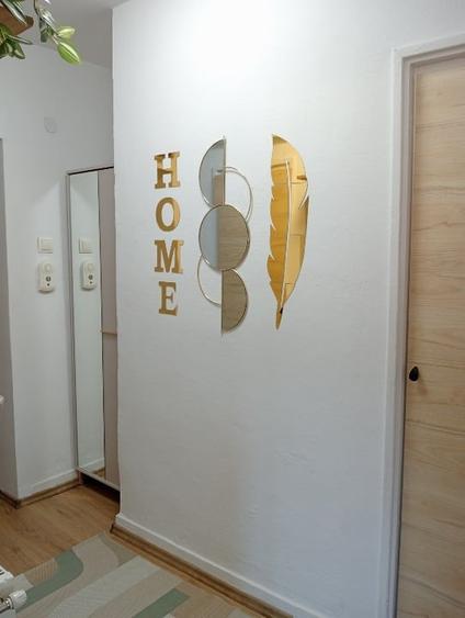 Apartament cu 2 camere semidecomandat, mobilat în Central