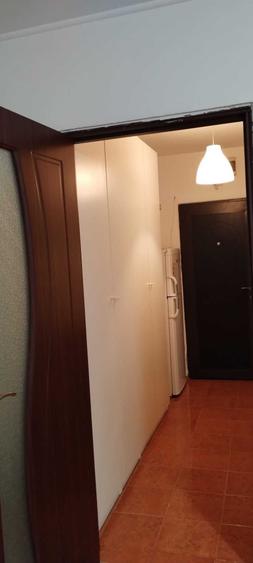 Garsonieră decomandată în Brâncoveanu