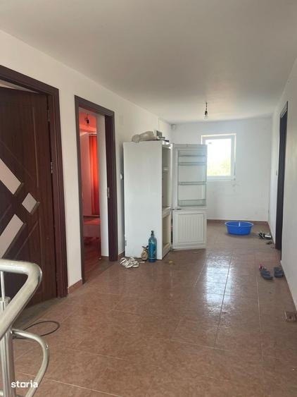 Casă cu 4 camere în Țigănești