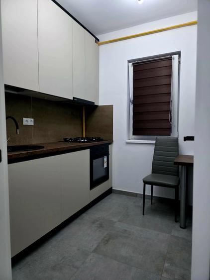 Apartament cu 2 camere decomandat în Exterior Vest