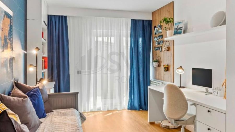 Apartament cu 4 camere decomandat în Herăstrău