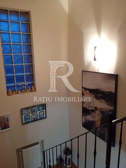 Duplex cu 4 camere cu Canalizare în Oncea