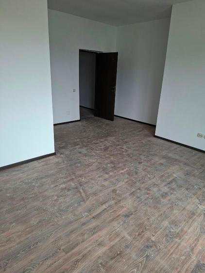 Casă individuală cu 5 camere cu Teren 270 Mp în Corbeanca