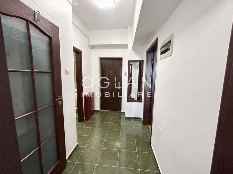Apartament cu 1 camera, decomandat, Zona Centrala - 10
