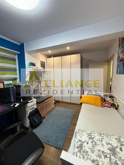 Apartament cu 3 camere decomandat în 1 Decembrie 1918