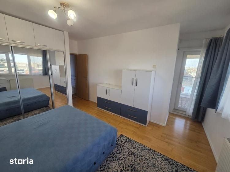Apartament cu 3 camere în Tei