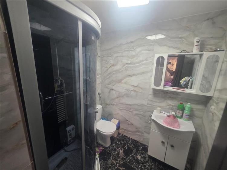 Casă cu 4 camere cu Teren 400 Mp în Pănet