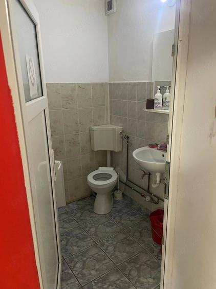 Spațiu comercial, de 42 mp, în Central