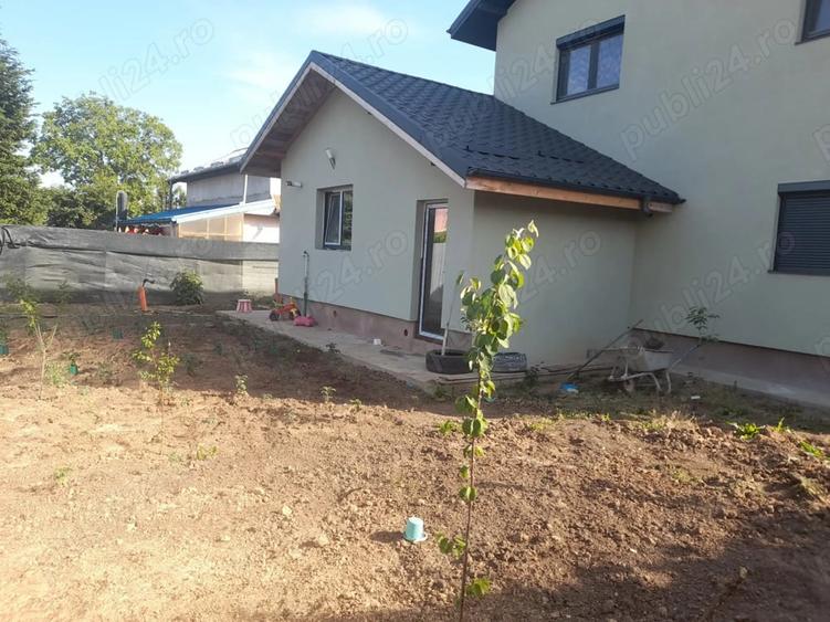Casă cu 6 camere cu Teren 600 Mp în Central
