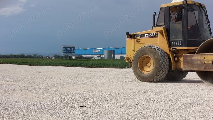 Teren de 2700 mp, în Cristian