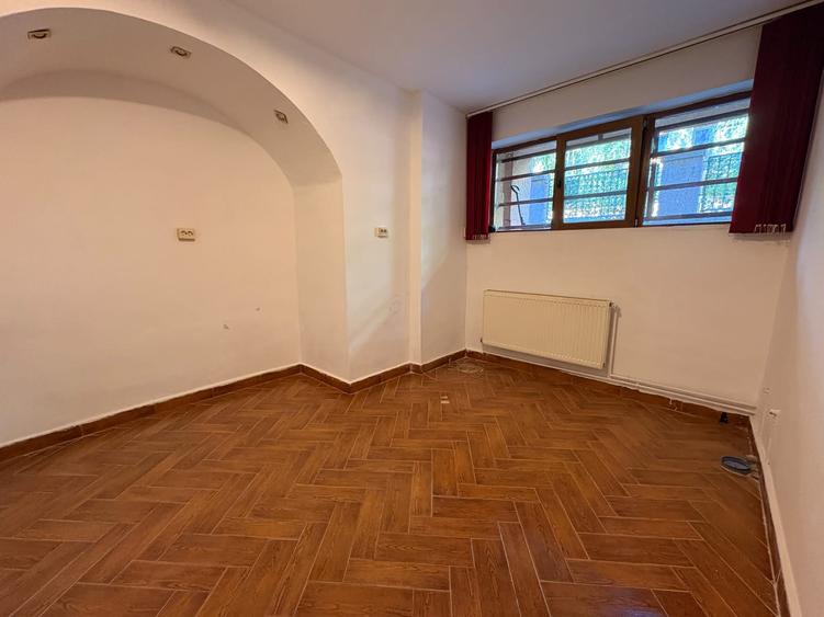 Apartament cu 2 camere circular în Timpuri Noi