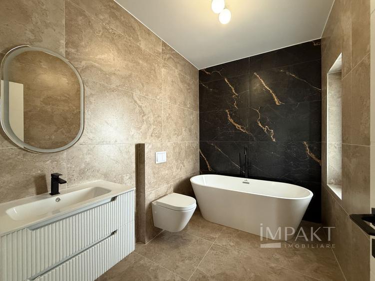 Duplex cu 4 camere cu Canalizare în Chinteni