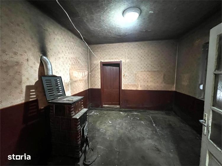 Casă cu 3 camere cu Teren 1850 Mp în Odoreu